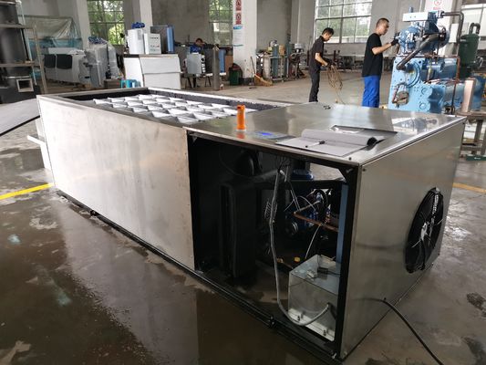 Agua salada industrial de la máquina de hielo del bloque de la refrigeración de la salmuera 2T/24H para la fábrica de hielo/la conservación en cámara frigorífica/el enfriamiento/fresco