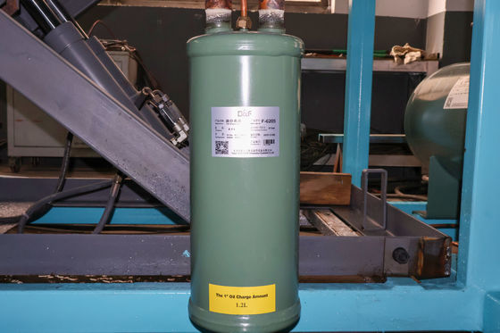 Máquina para hacer hielo industrial de 1 tonelada con refrigeración directa y otra capacidad de almacenamiento de hielo