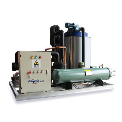 Buen precio Máquina automática de hielo en escamas de agua dulce 50 toneladas de enfriamiento directo en línea